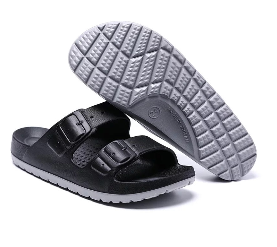 Taiwan B&M 母子鳄鱼 Two-colour tone sandals for casual wear BCU 5829 (Highly recommended product)