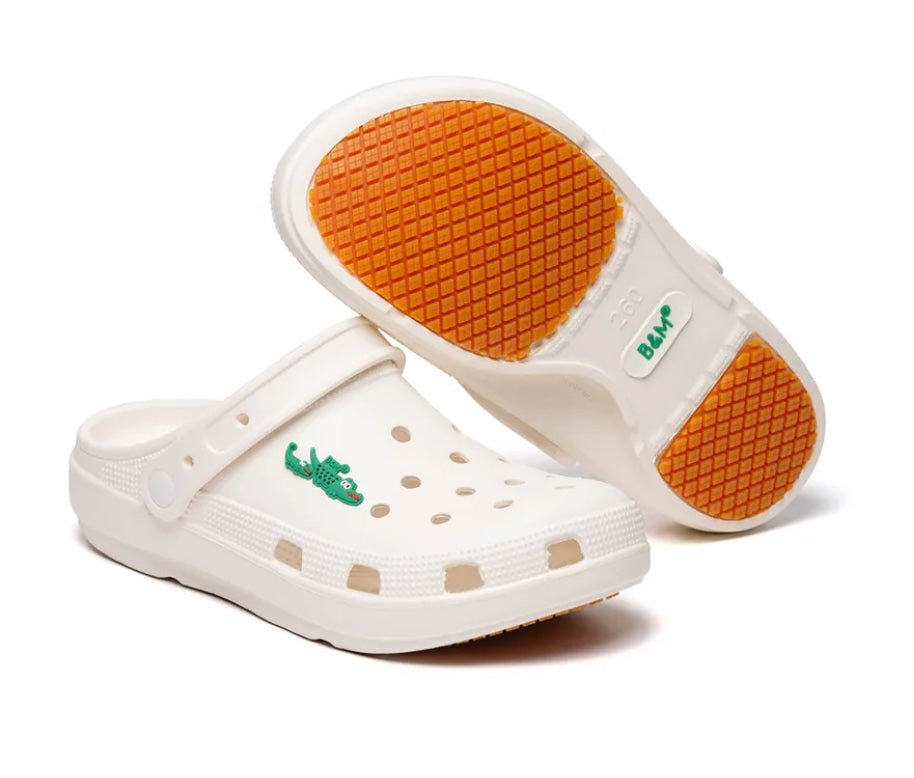 Taiwan B&M 母子鳄鱼 Perfect slip-on sandals for casual wear BGM 5353